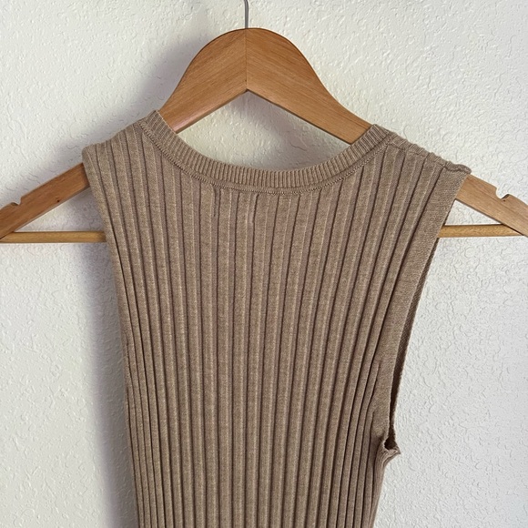 Cream Ribbed Sweater Dress - Picture 4 of 7